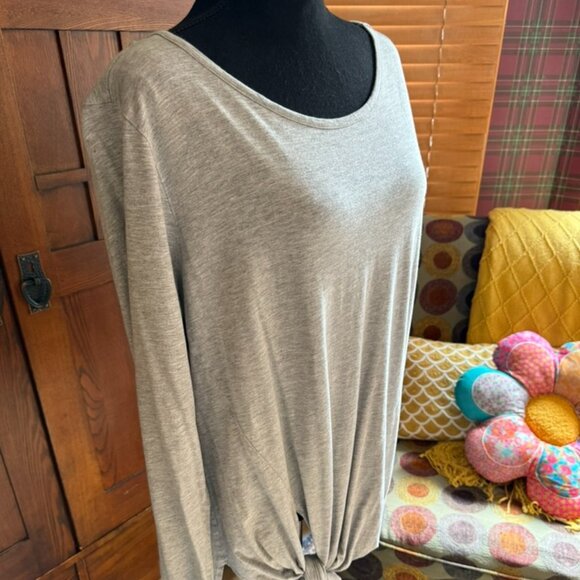 Soft Surroundings Gray Pullover Tie Waist Top Size Large - Picture 3 of 7